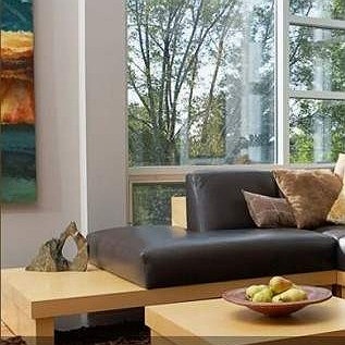 Eve Yansıyan Güneş Bile Yüzde Lekeye Sebep Oluyor