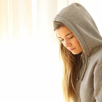 Kepçe kulak görünümü özgüven eksikliğine yol açmasın